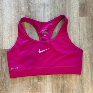 Nike sports bra medium